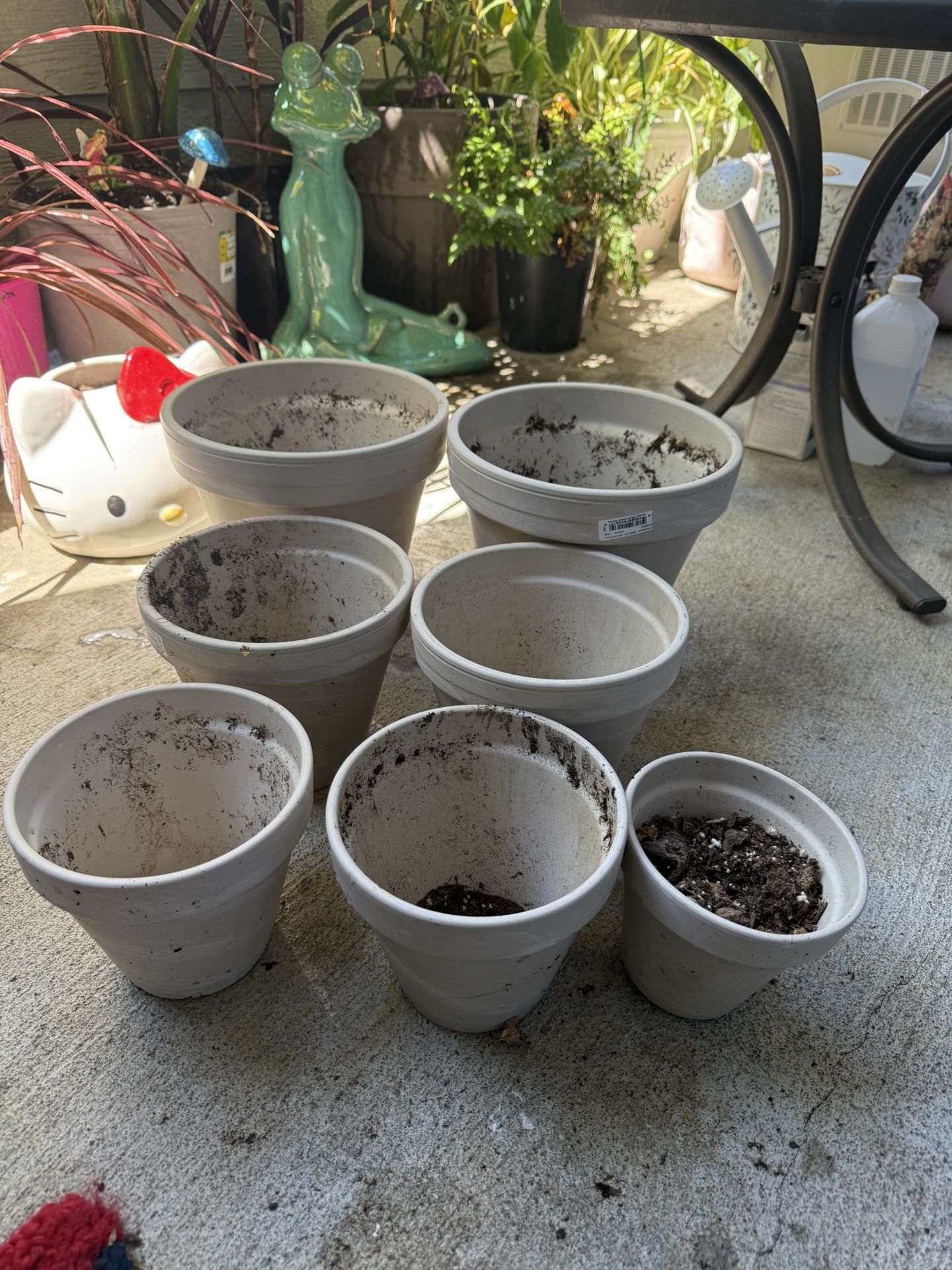 Different Size Pots From Green Acres