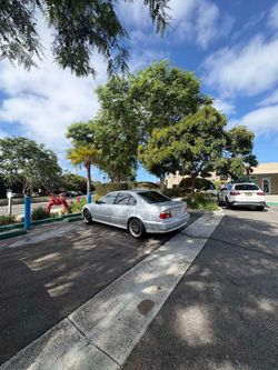 BMW 2003 5251