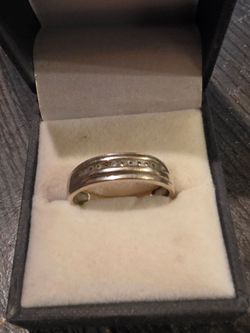 Mens white gold wedding ring
