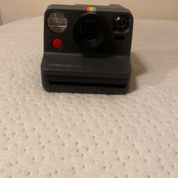 Polaroid Now