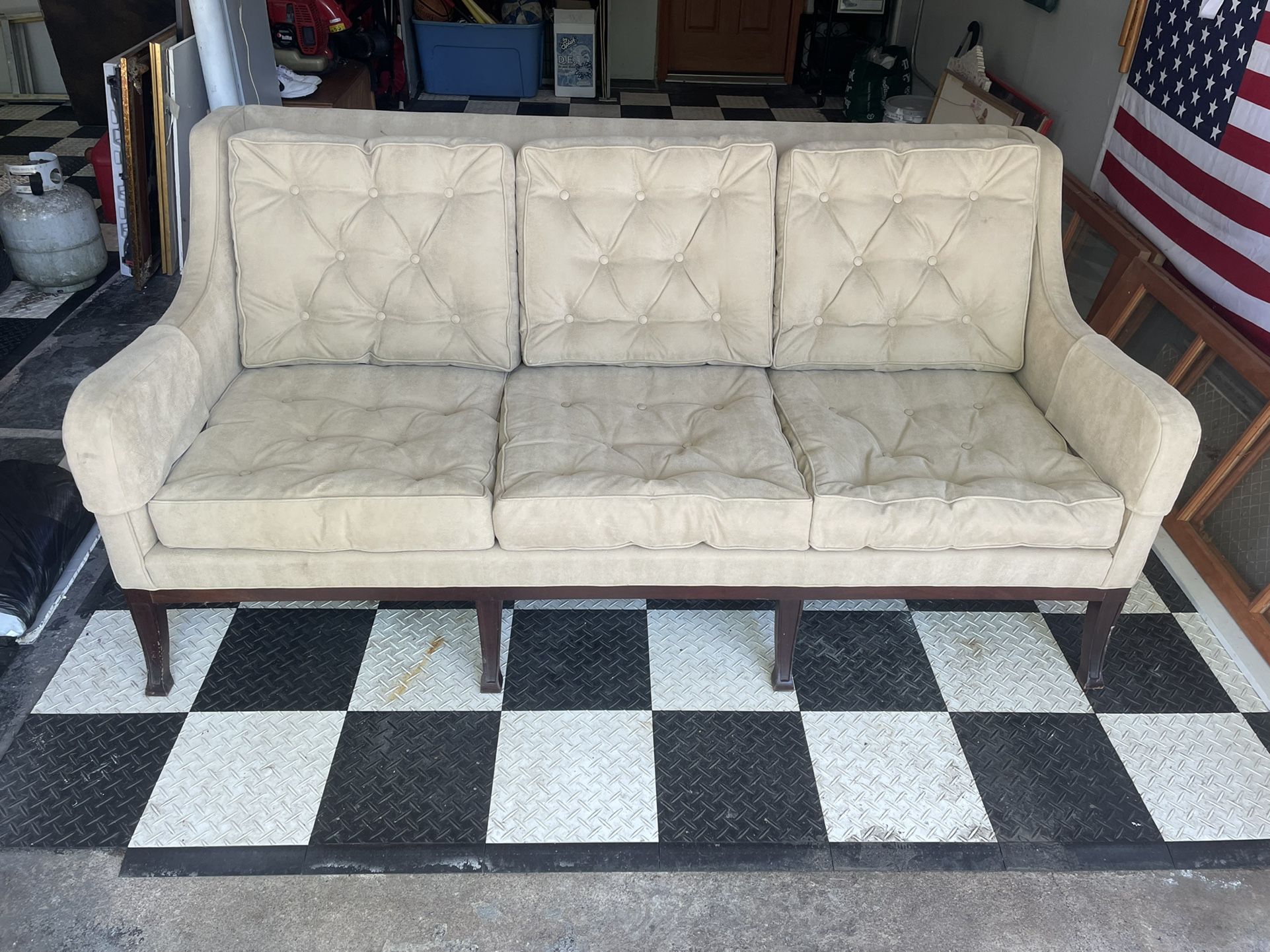 Hickory Chair Co Beekman Sofa