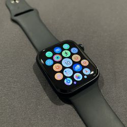 Apple Watch SE 2 44mm Unlocked