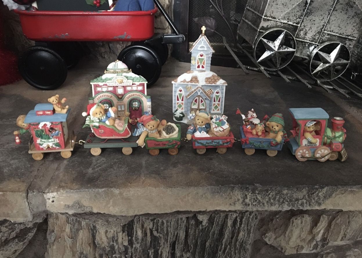 Christmas Cherished Teddies Train Set