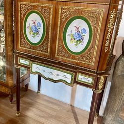 Antique Two Door Spanish Mahogany Gold Gilded Mirrored Cabinet Bar
