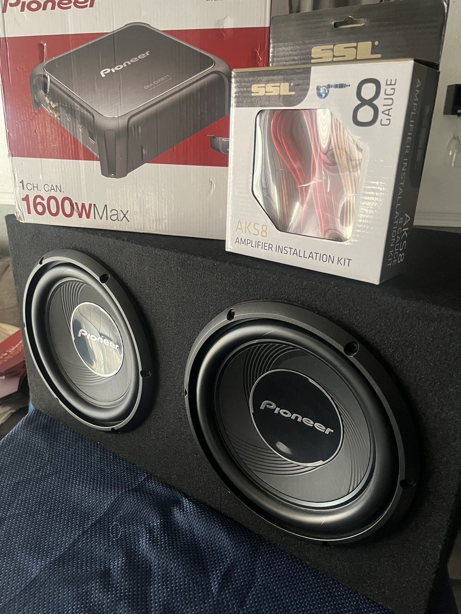 New Pioneer 10” Dual Subwoofers package