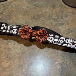 Dog’s Skull Collar With Bow. New. Large. Halloween