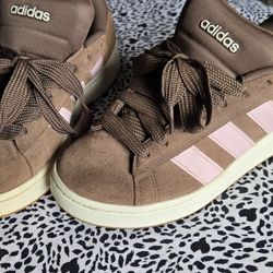 Ladies/youth  Adidas