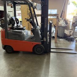   Toyota Propane Forklift
