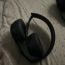 Beats Solo 3s