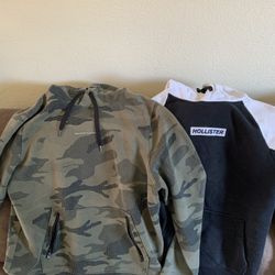 2 Hollíster sweaters 