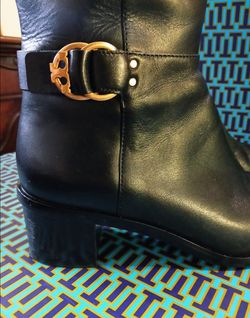 Tory Burch Mardsen 50 MM Boot- w calf leather boots size 11 M , come w / box .