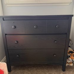 Dresser Black Wood Good Condition 