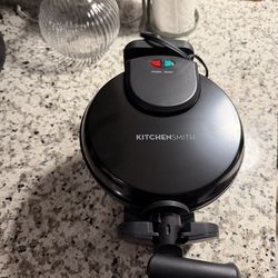 Waffle maker