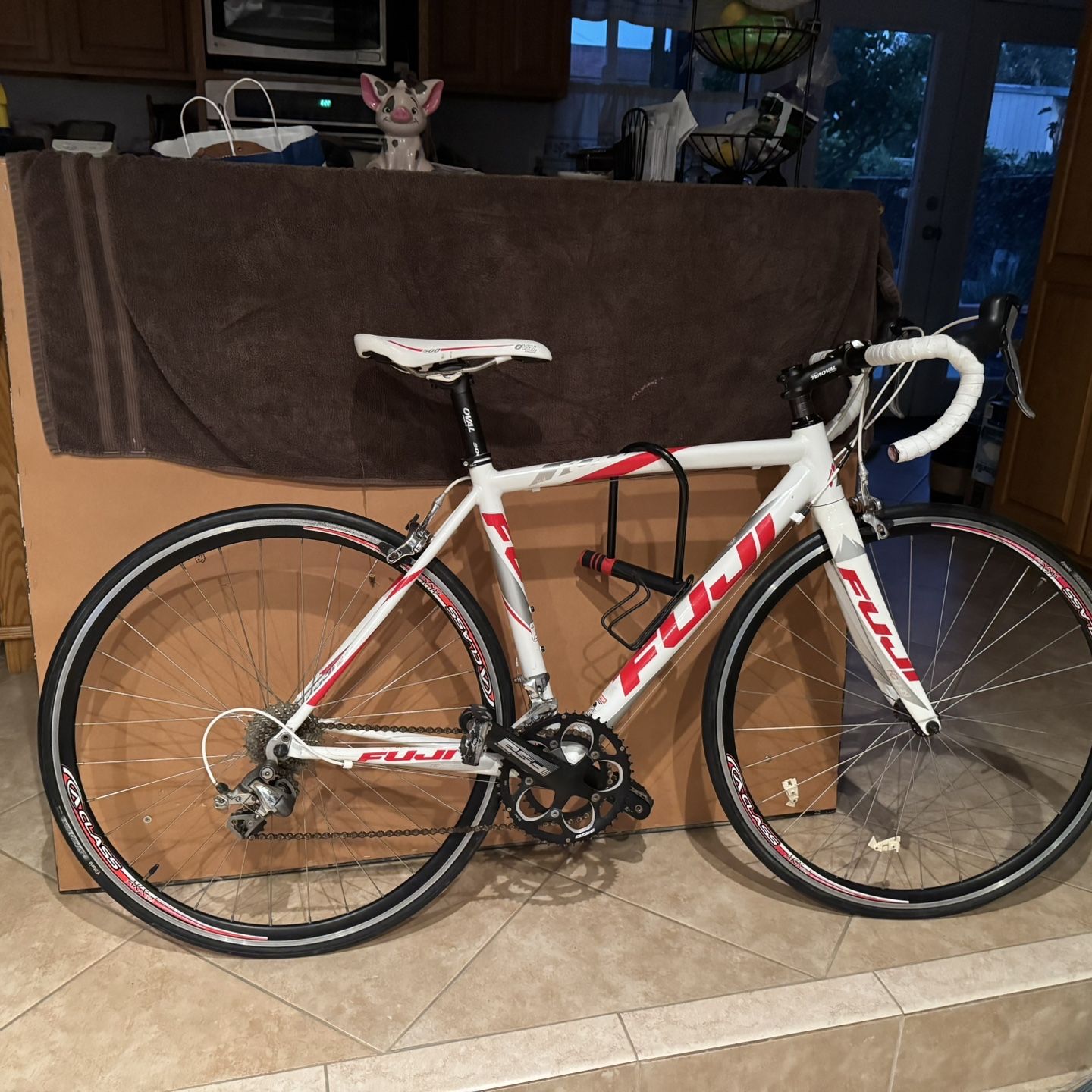 Fuji Roubaix 2.0 Road Bike for Sale in Los Angeles, CA - OfferUp