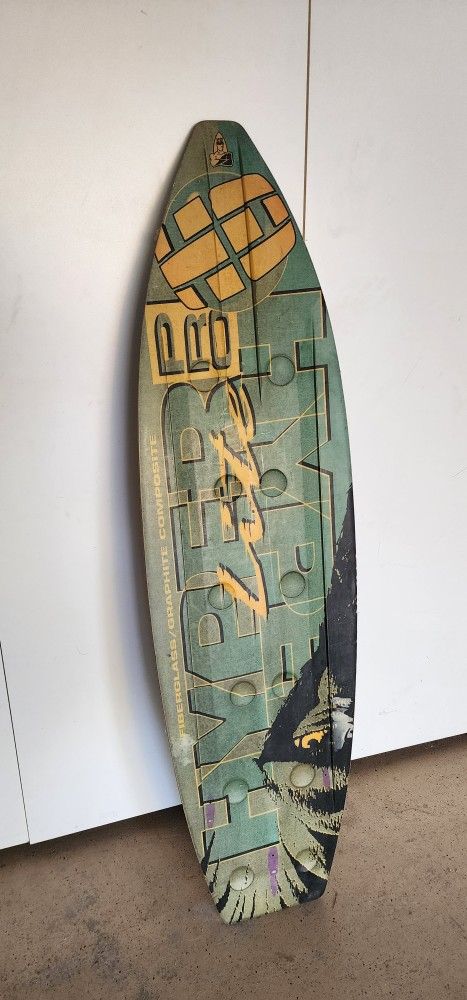Belmont 136 Hyper Lite Wakeboard (Board Only)