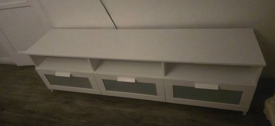 white dresser 48" long x24 tall