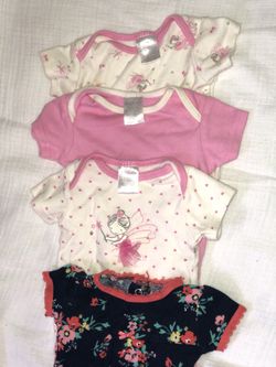 Baby girl onesies 0-3 months