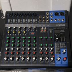 Yamaha Mixer MG12XUK