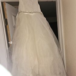 Girls Size 7 Davids Bridal Dress