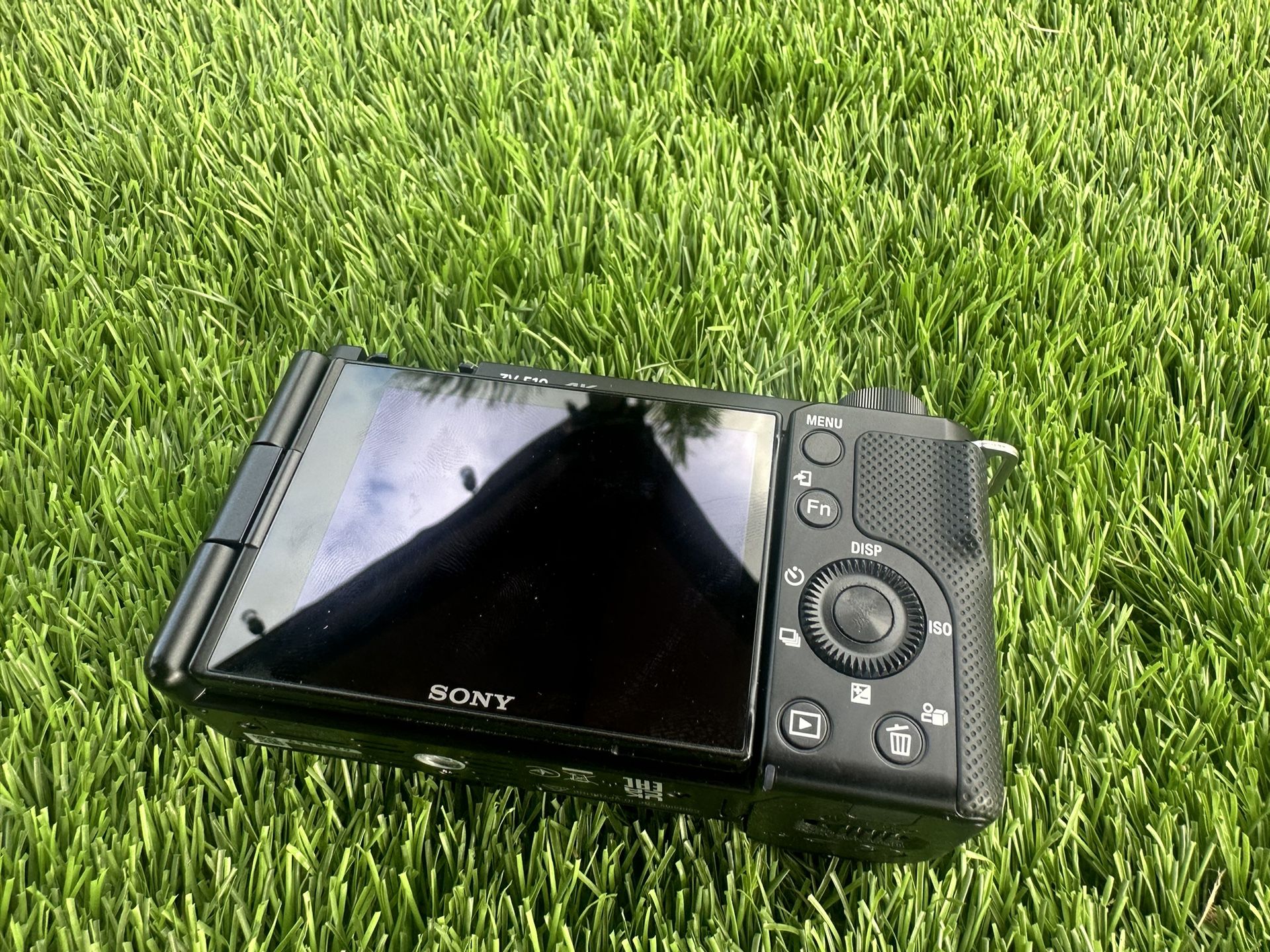 SONY ZV-E10