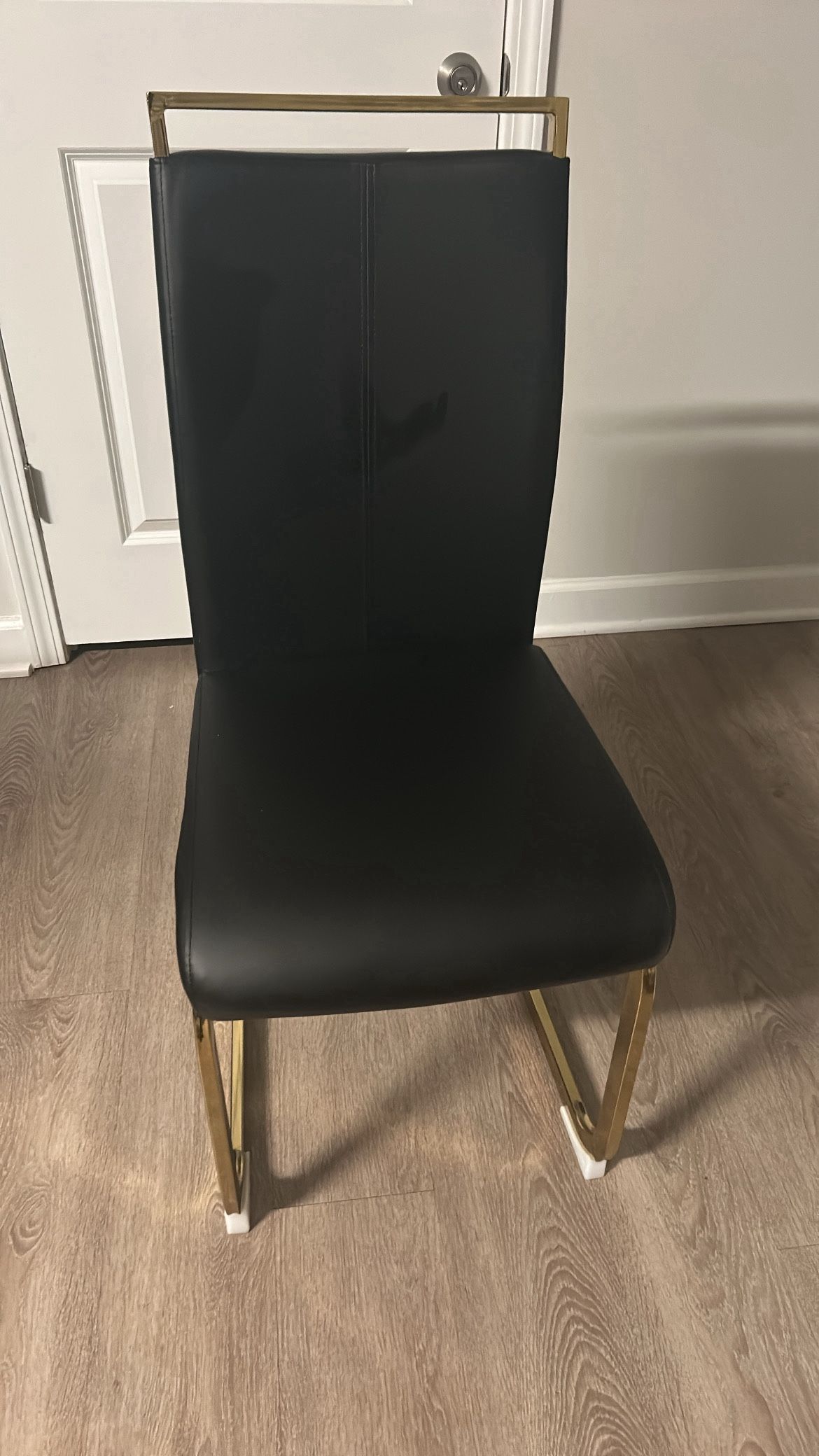 Dining Room Chairs 