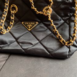 Women PRADA Bag 