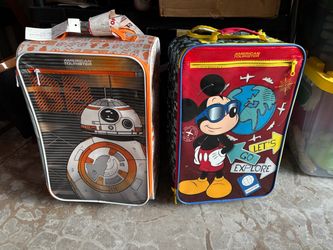 American Tourister set of 2 Disney luggage