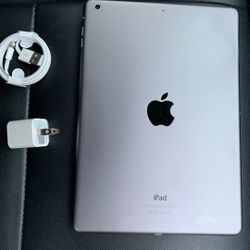 iPad Air 1. WIFI internet Access,  Excellent Condition 