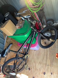 Mongoose bike