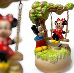 Rare Vintage Disney Japan Mickey Minnie Mouse Swing Music Box Figurine NOS