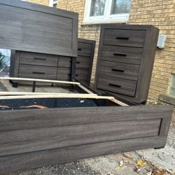 (Delivery 🚚)Grey Bedroom Set, Dresser, Bed Frame Headboard Mirror