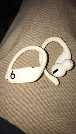 Beats earbuds