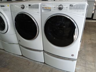Whirlpool front load washer and dryer set on pedestals - Free delivery