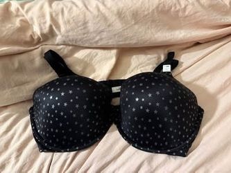 2 PINK VS Bras 40DD New With Tags. Never worn. $10 each or $20 for both
