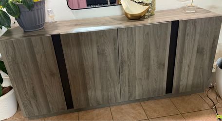 4-drawer sideboard