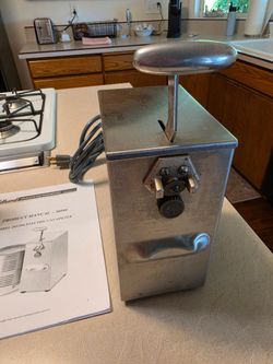 Edlund 266 Tabletop Electric Can Opener, 115v