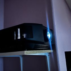 Sony Projector VPL-HW55