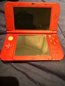Nintendo 3ds XL in Red