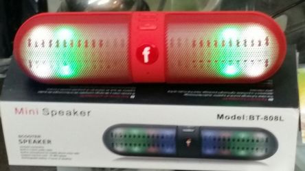 New. Bluetooth speaker