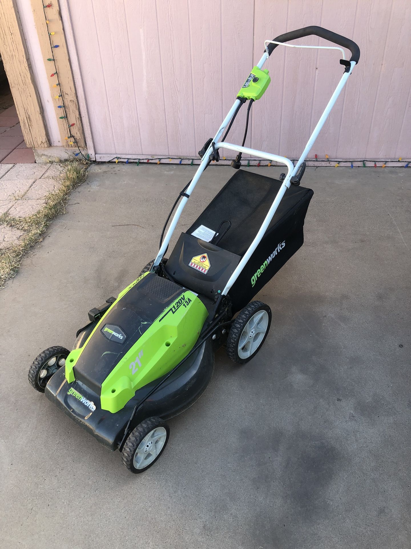 Green works lawnmower Electrical
