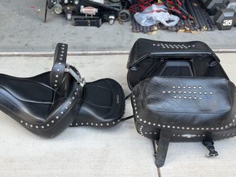 Motorcycle Seat and Saddlebag Set