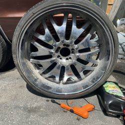 26in Rims With Tires 