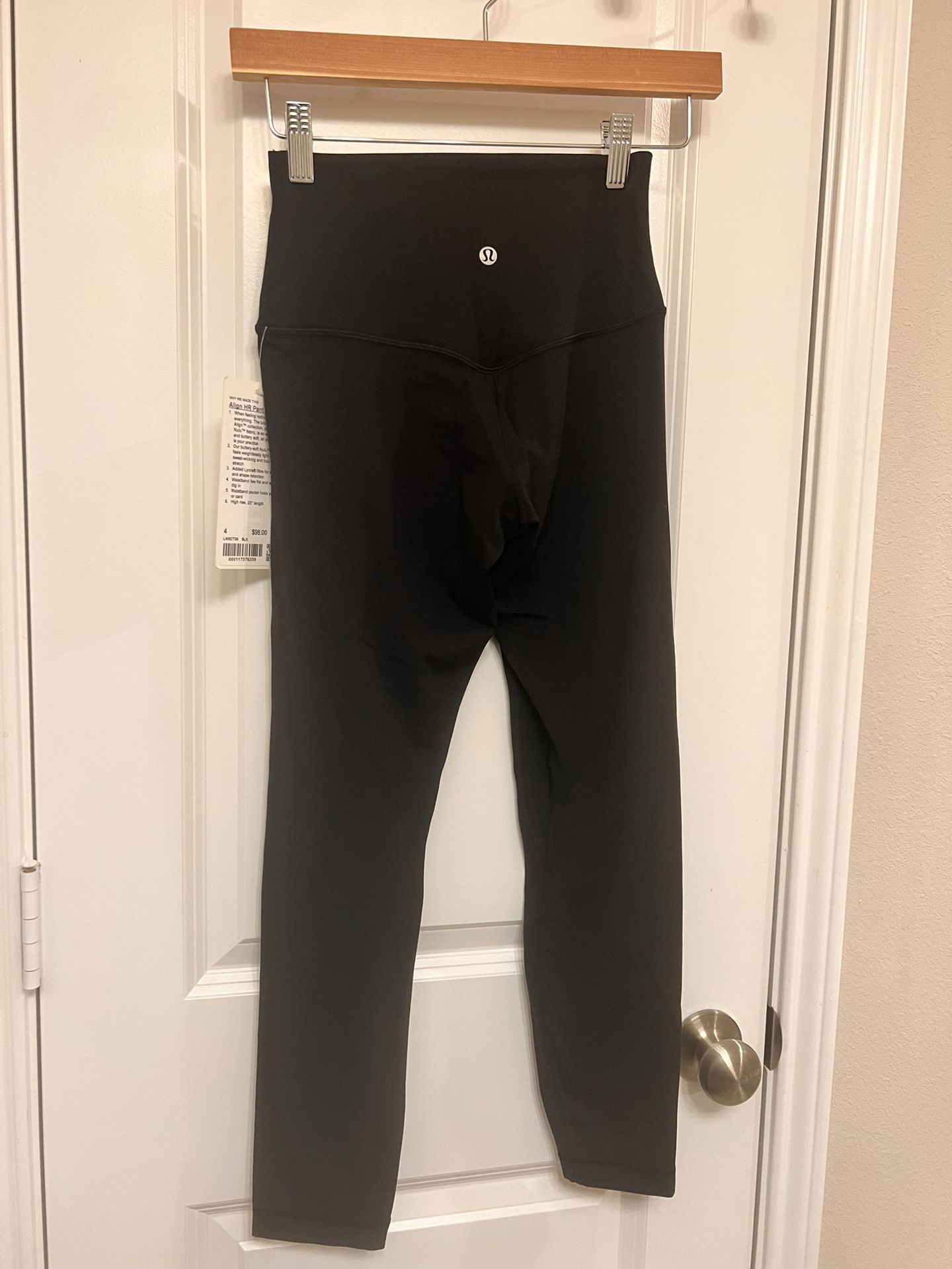 Lululemon Black Align HR pant 25” Size 4 (new With Tag)