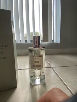 Ariana Grande Lovenotes Pressed Petals Perfume