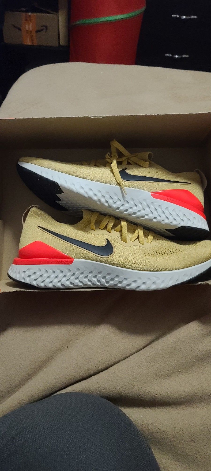 Nike Epic React Flyknit Club Gold Black Red OrbitSz 14 - Main Image