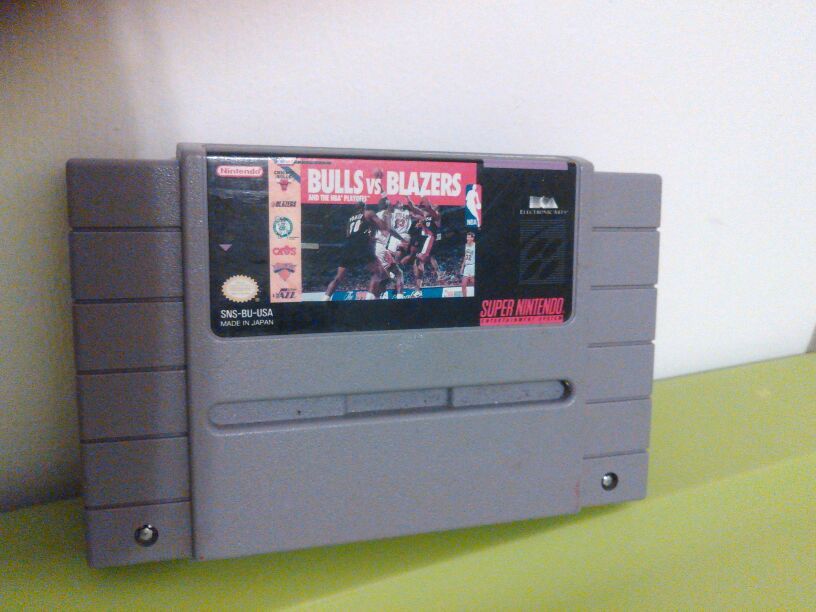 Super Nintendo "Bulls vs. Lakers"