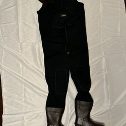 Mens Waders Regular Size 12 Frogg Toggs NEW! 