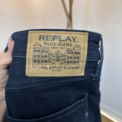 Man Shirts, Jeans, Jackets, Suits, Tie,  T-shirts Size L