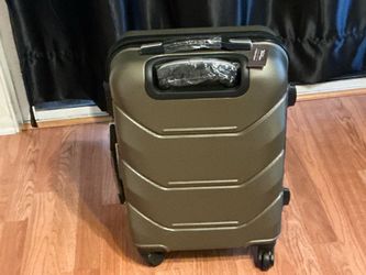 ⭐️ Olive Color 20” Spinner Hard Suitcase ⭐️ Brand New $50 FIRM 📍 Pickup Chinatown Area📍
