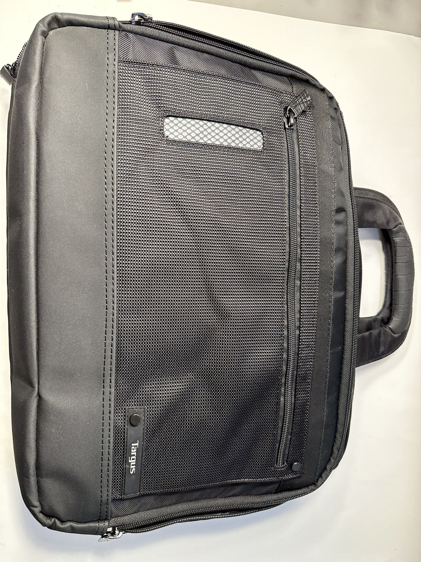 Targus Laptop Carrying Case Briefcase 14" Double Handles Black